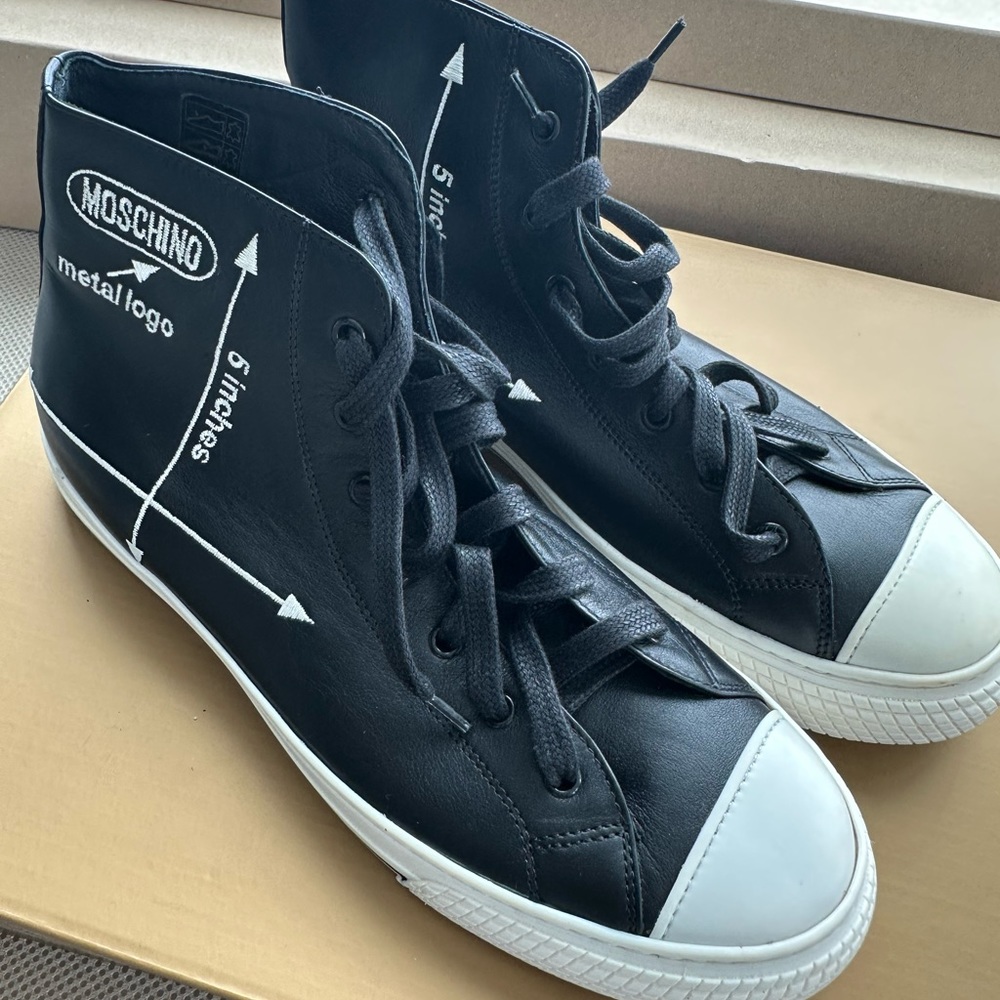 Brand New Moschino EU 42 Genuine Leather Men Sneaker